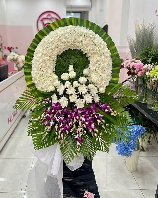 Đặt hoa tang lễ Bình Dương